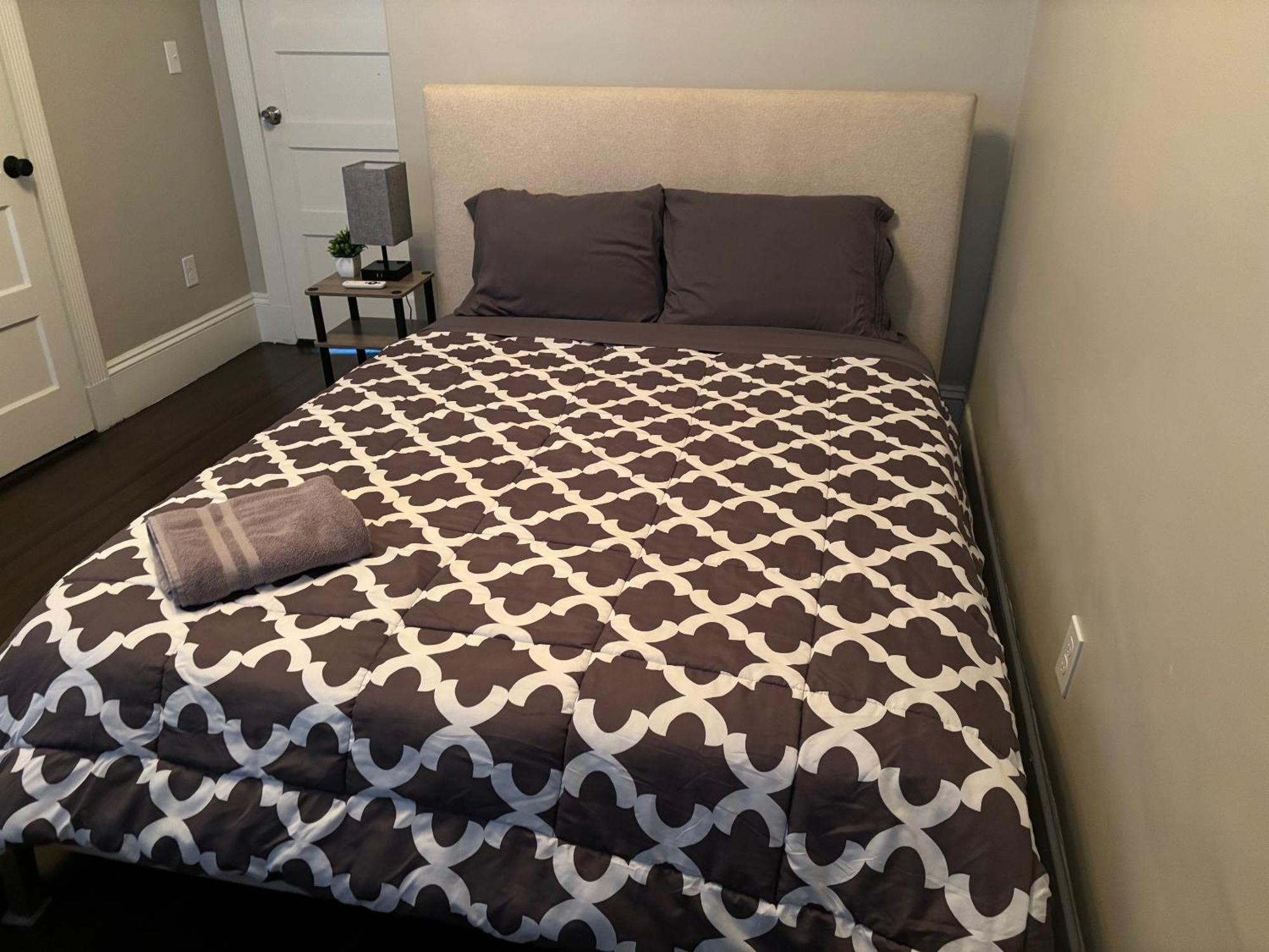 Homestay In Boston - Dorchester Fields Corner Area ภายนอก รูปภาพ